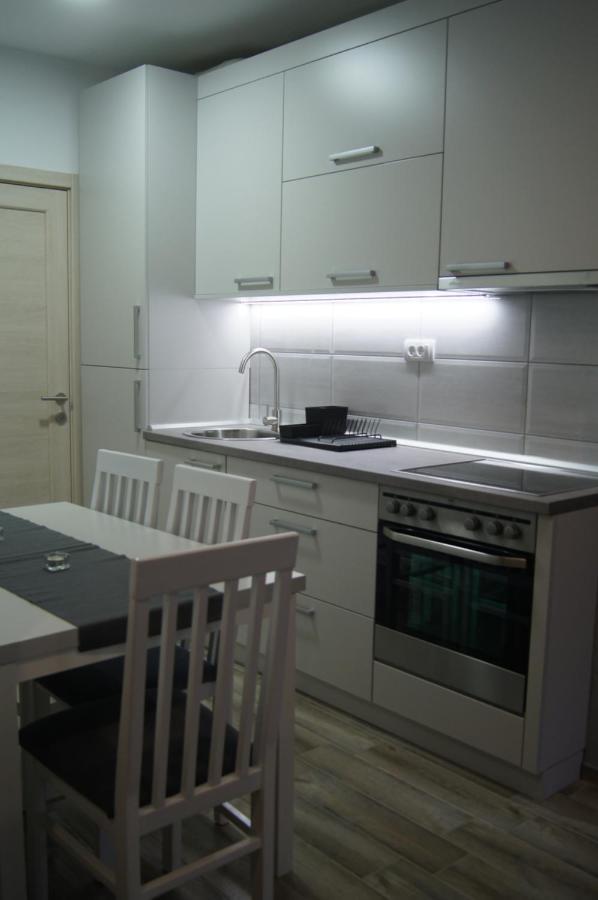 Apartman Una 斯雷姆斯基卡尔洛夫奇 外观 照片